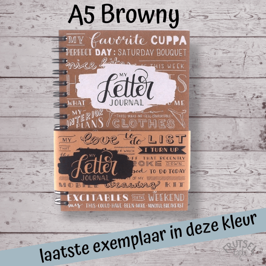 Bullet journal bruin, A5, ringband, 60 stevige witte bladen van 150 gram, Papicolor, Karlijn van de Wier