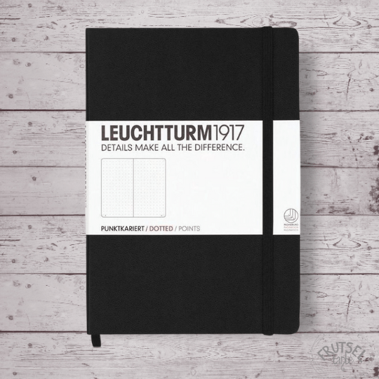 leuchtturm black bullet journal, A5, genummerd, inhoudsopgave, zuurvrij 80 grams papier, bullets, stippen, 249 pagina's, geperforeerd, gaatjes, uitneembaar, zelfklevende etiketten